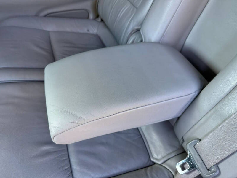 2004 Toyota Sequoia Limited