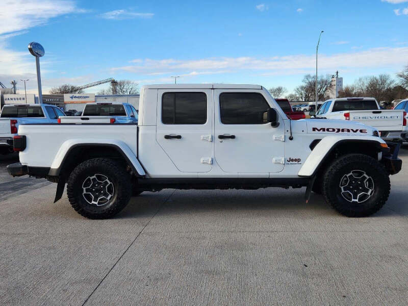 2021 Jeep Gladiator Mojave