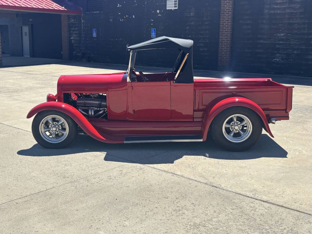 1929 Ford Roadster 16