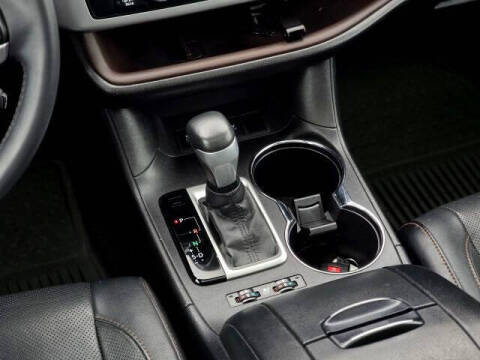 2016 Toyota Highlander Hybrid Limited Platinum