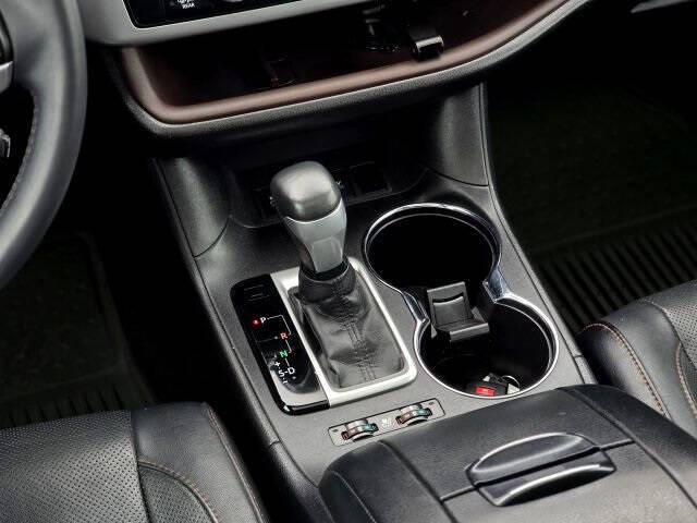 2016 Toyota Highlander Hybrid Limited Platinum