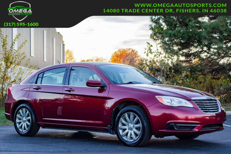 2013 Chrysler 200 Touring's photo