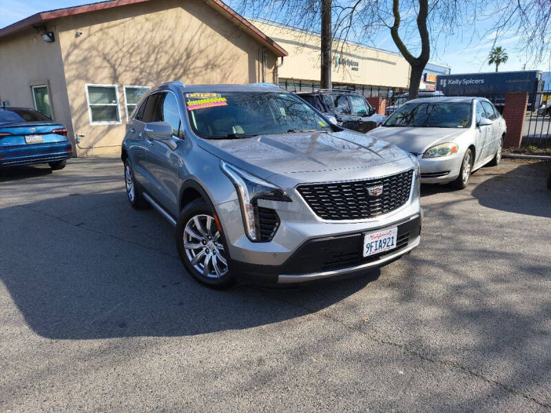 2023 Cadillac XT4 Premium Luxury