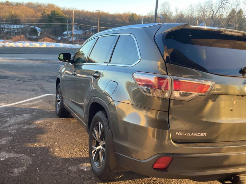 2016 Toyota Highlander XLE