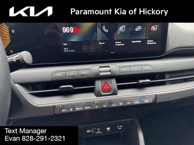 2025 Kia K4 LX