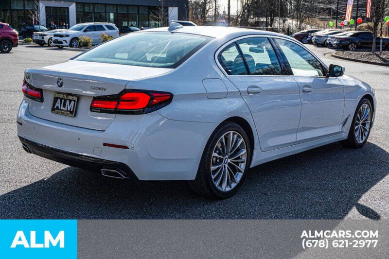 2022 BMW 5 Series 530i