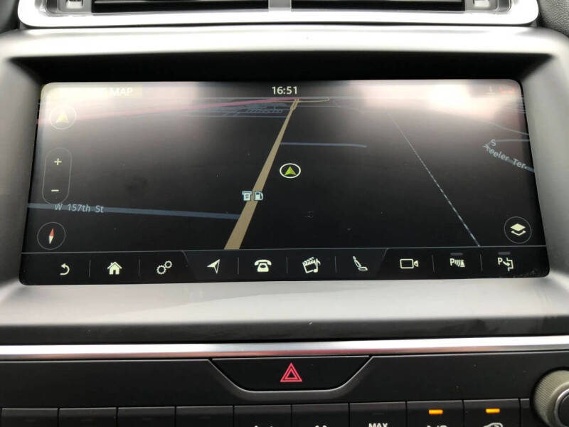 2019 Jaguar E-PACE P250 SE