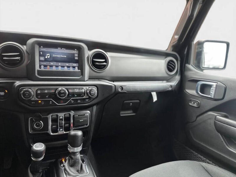 2021 Jeep Gladiator Willys