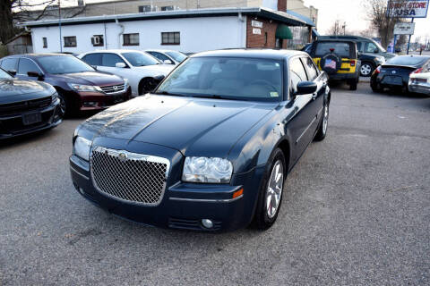 2007 Chrysler 300 for sale at Wheel Deal Auto Sales LLC in Norfolk VA