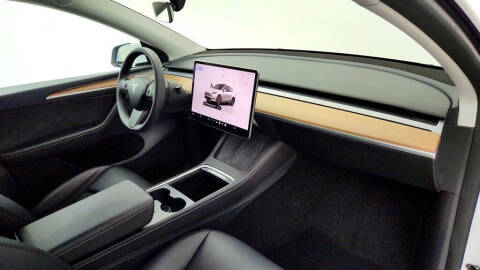 2024 Tesla Model Y Long Range