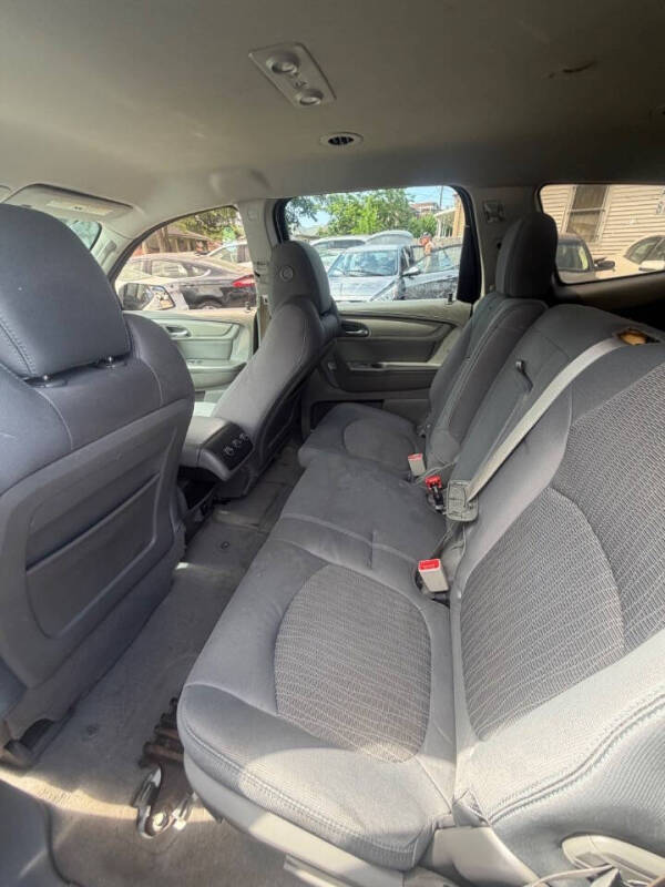 2015 Chevrolet Traverse LS