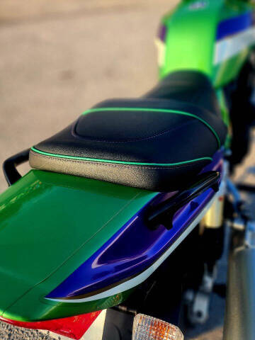 2000 Kawasaki ZR-X1100