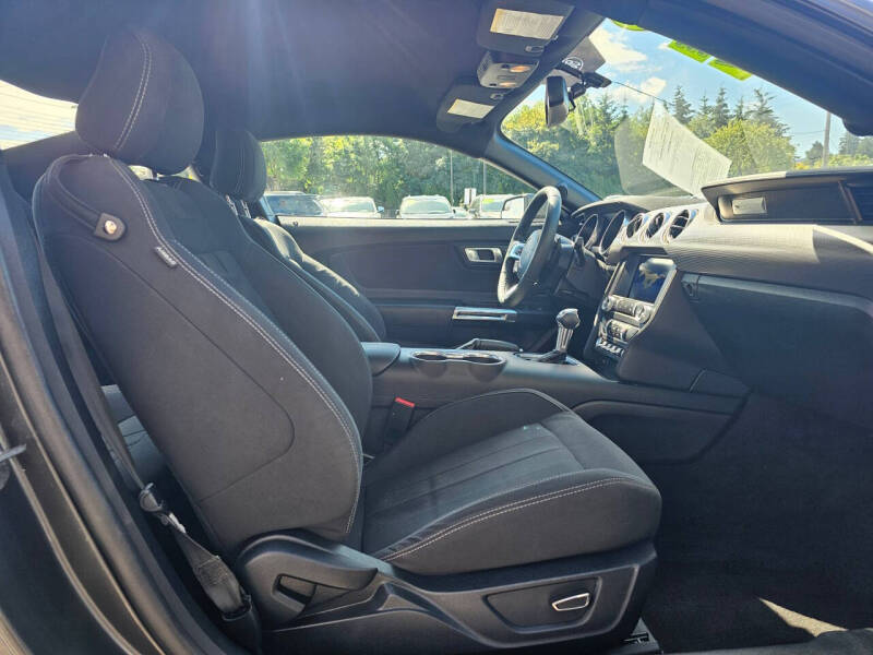 2019 Ford Mustang EcoBoost