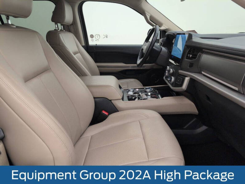 2023 Ford Expedition MAX XLT