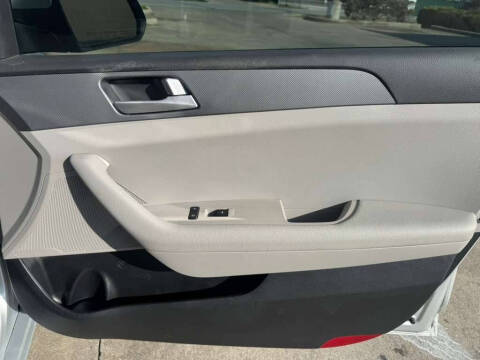 2017 Hyundai Sonata SE