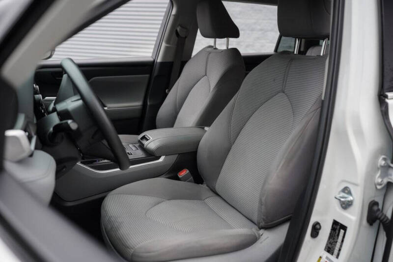 2021 Toyota Highlander L