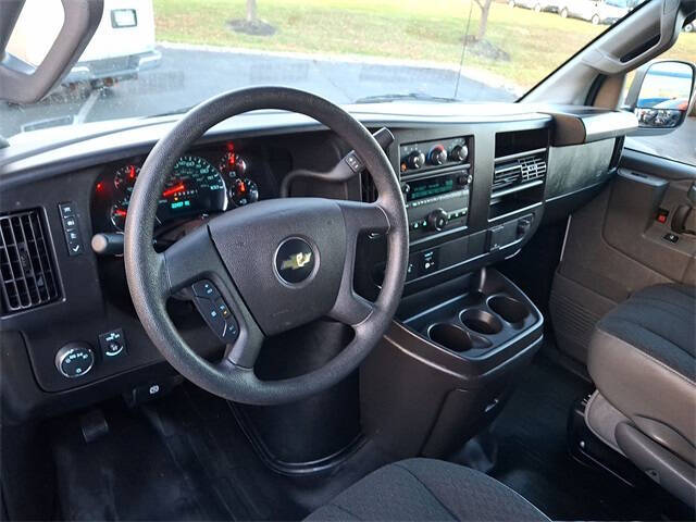 2024 Chevrolet Express 2500