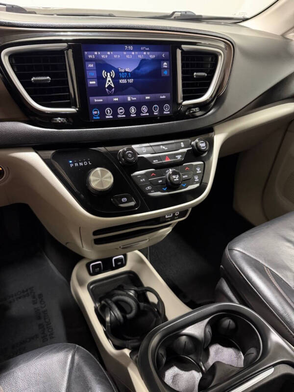 2018 Chrysler Pacifica Touring L