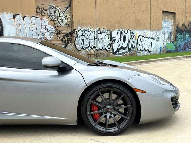 2012 McLaren MP4-12C