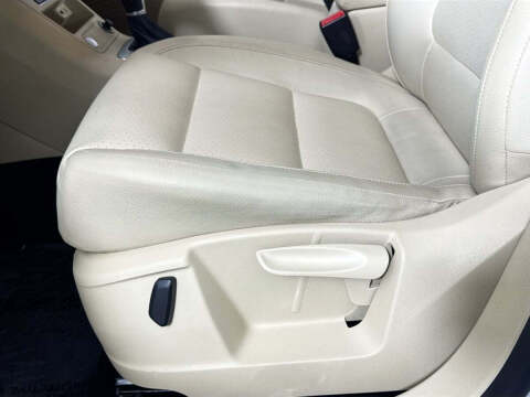 2017 Volkswagen Tiguan 2.0T Limited S 4Motion