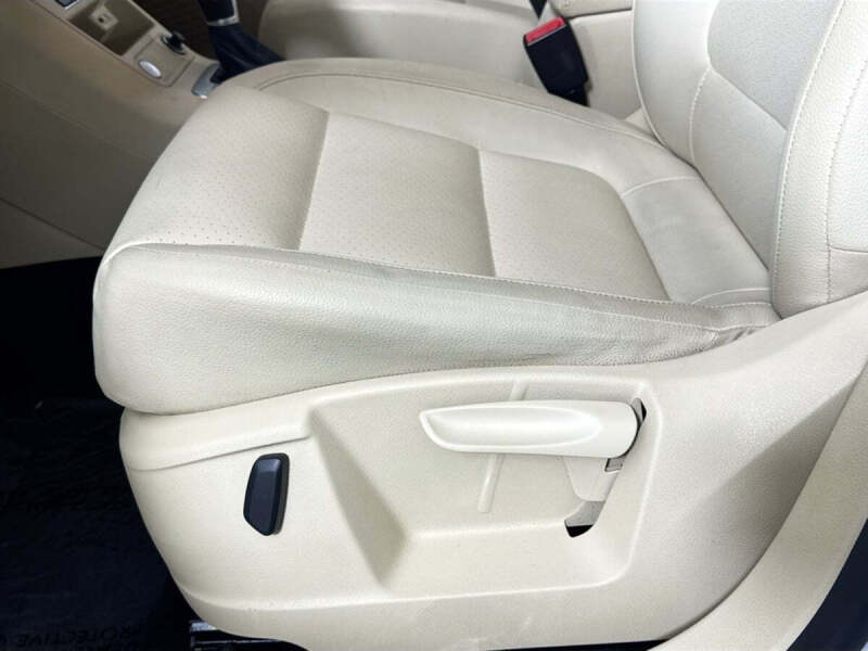 2017 Volkswagen Tiguan 2.0T Limited S 4Motion