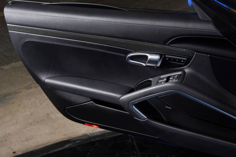 2017 Porsche 911 Targa 4 GTS