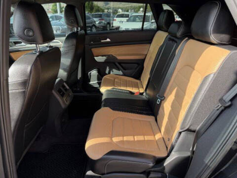 2022 Volkswagen Atlas Cross Sport V6 SEL Premium R-Line 4Motion