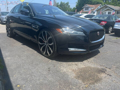 2016 Jaguar XF for sale at ROADSTAR MOTORS in Liberty Township OH