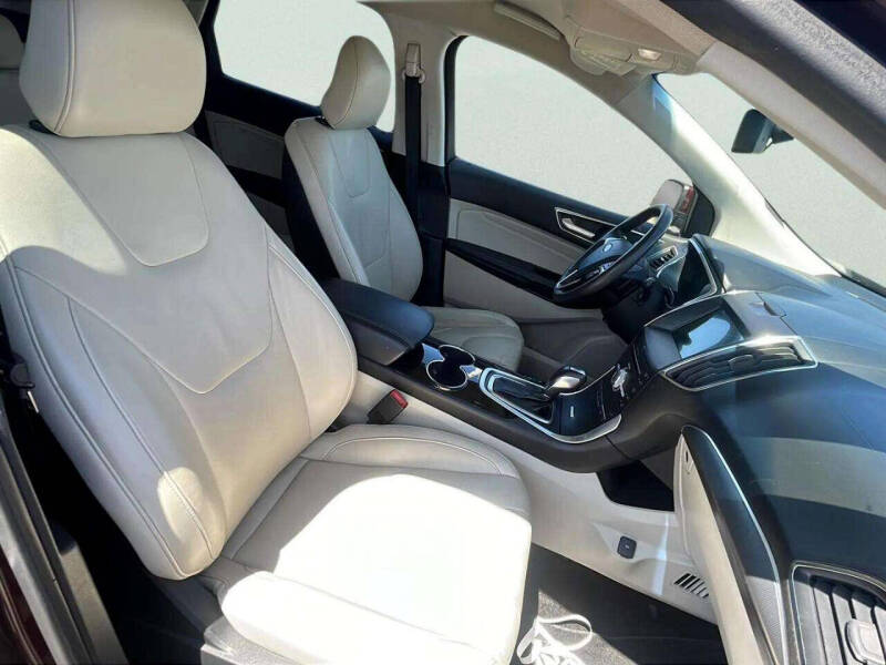 2018 Ford Edge Titanium