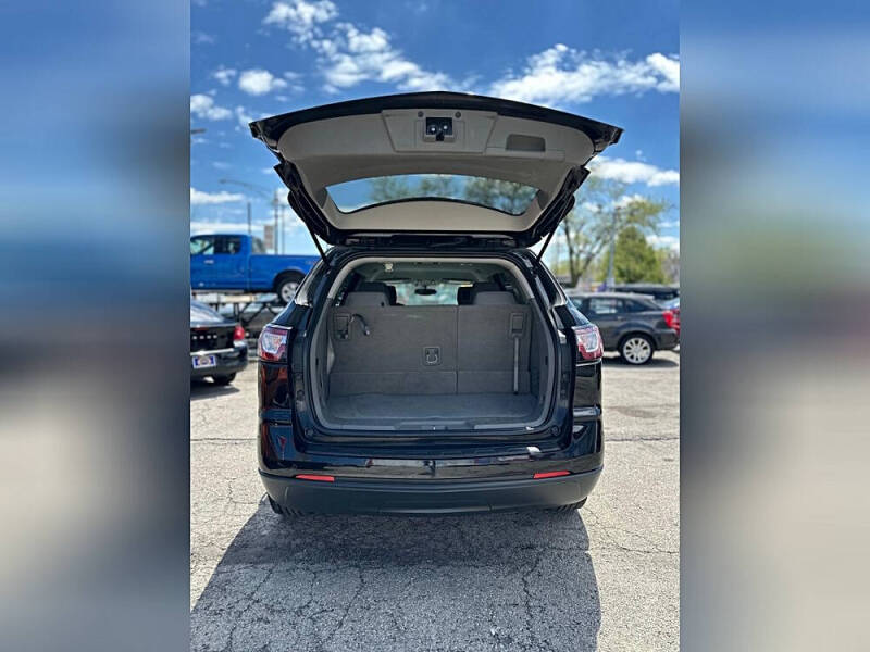 2017 Chevrolet Traverse LT