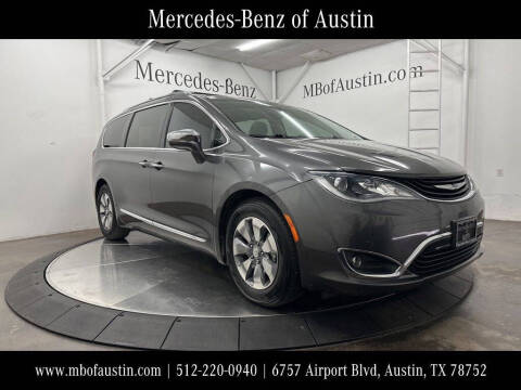 2018 Chrysler Pacifica Hybrid Limited