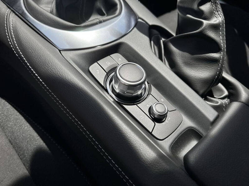 2026 Mazda MX-5 Miata Club