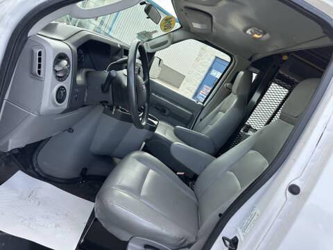 2014 Ford E-Series E-250