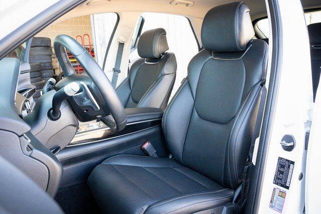 2025 Genesis GV70 2.5T Standard