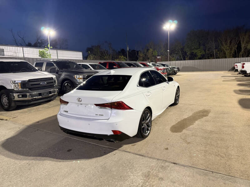 2019 Lexus IS 300