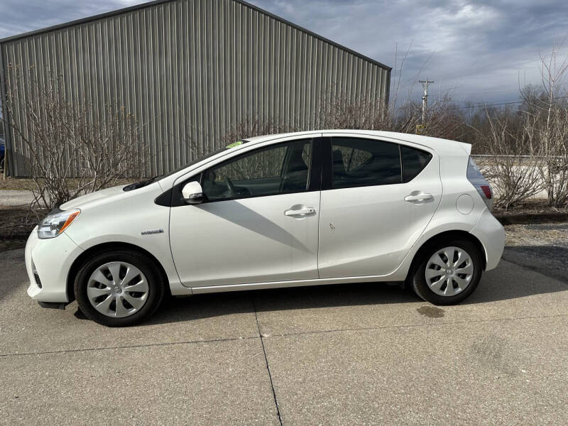 2014 Toyota Prius c Two