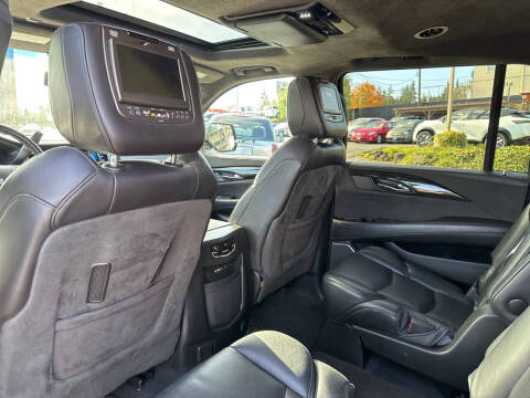 2016 Cadillac Escalade ESV Platinum