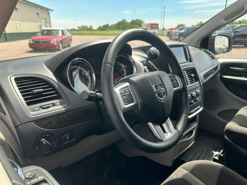 2016 Dodge Grand Caravan SE