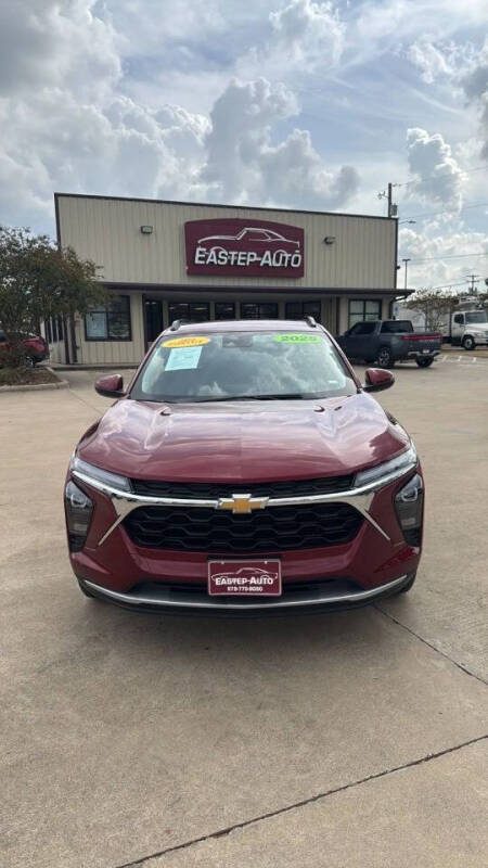 2025 Chevrolet Trax LT's photo