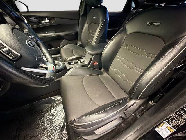 2021 Kia Forte GT Line