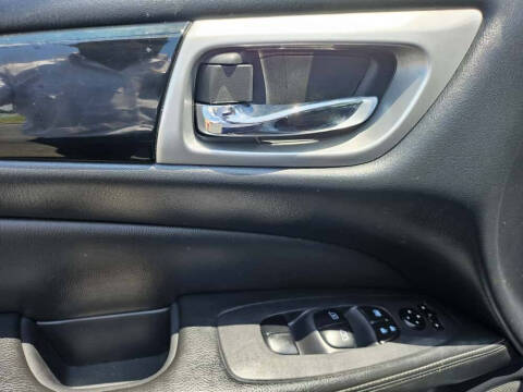 2019 Nissan Pathfinder SV