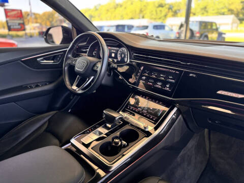 2019 Audi Q8 quattro Prestige 55 TFSI