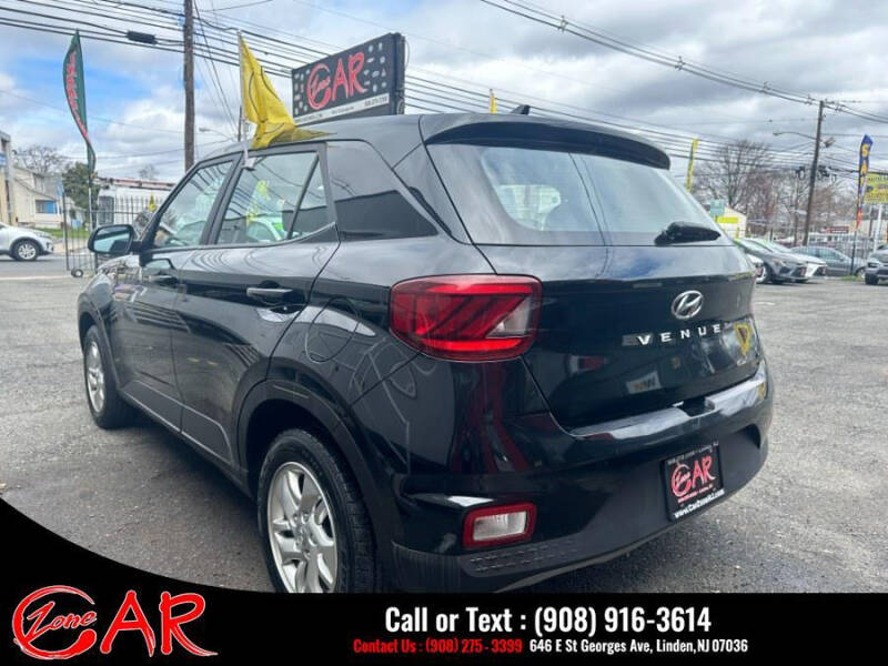 2021 Hyundai Venue SE