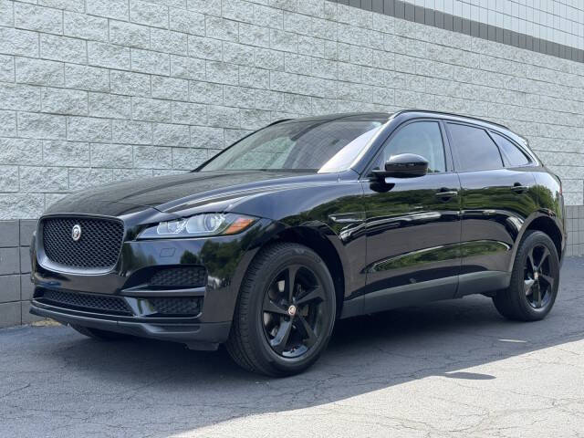 2018 Jaguar F-PACE 25t Premium