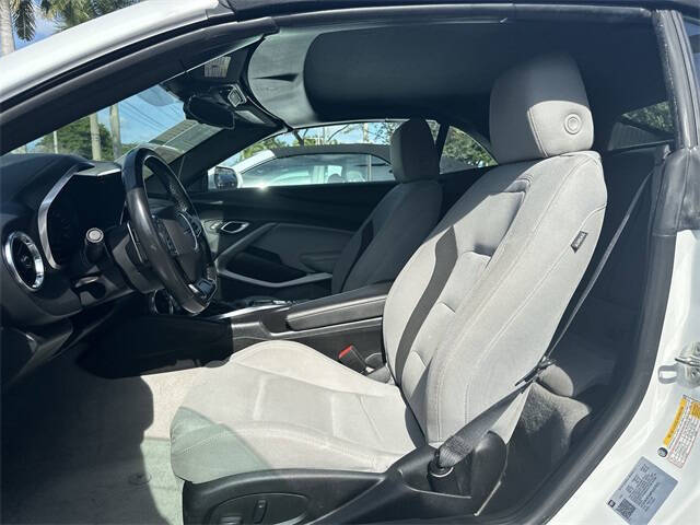 2023 Chevrolet Camaro LT