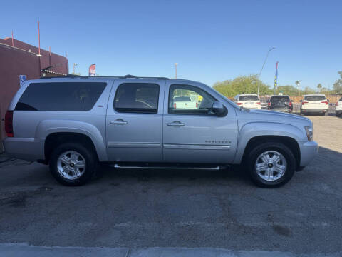 2013 Chevrolet Suburban LT