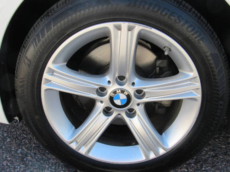 2015 BMW 3 Series 320i