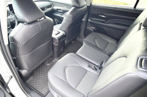 2025 Toyota Grand Highlander Hybrid