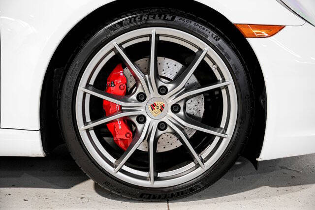 2019 Porsche 911 Carrera S