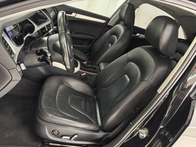 2016 Audi A4 2.0T quattro Premium